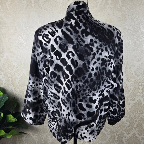 Berek2 Size Large Black White Animal Print Blazer Button Front Mandarin Collar - Picture 7 of 12